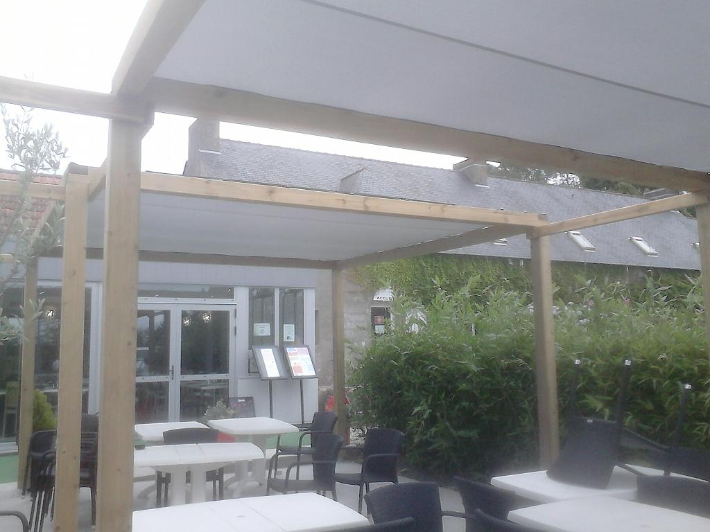 77 - bâche sur mesure pergola