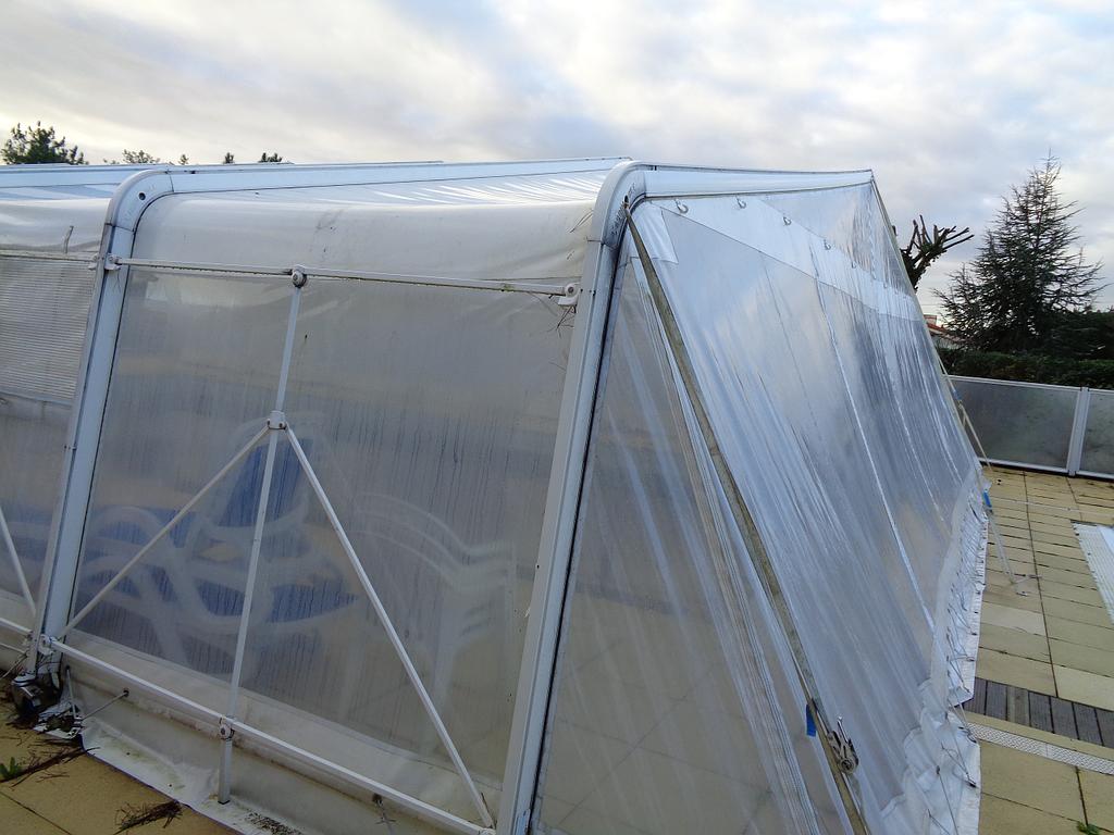 76 - bâche sur mesure pour piscine