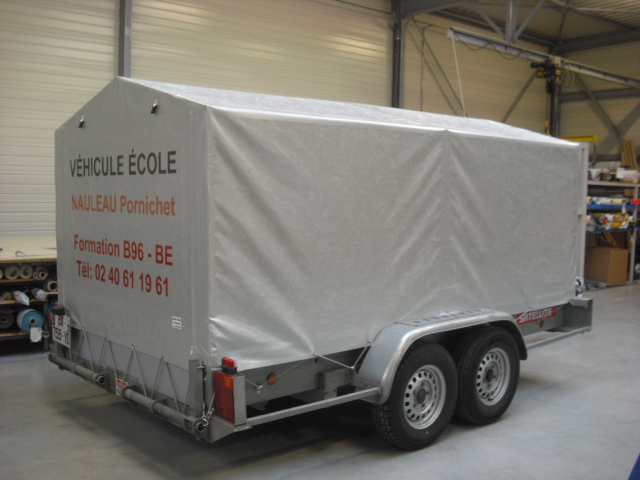 34 - bâche PVC sur mesure